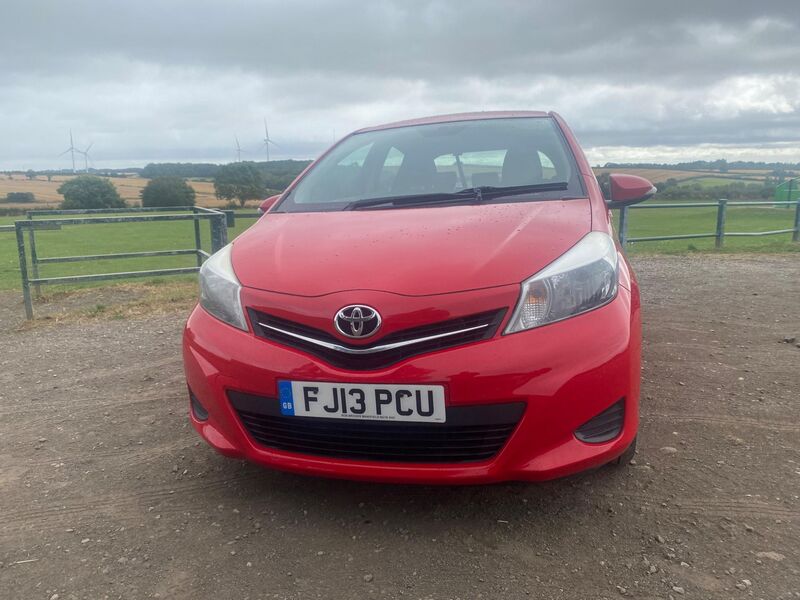 TOYOTA YARIS