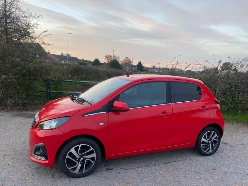 PEUGEOT 108