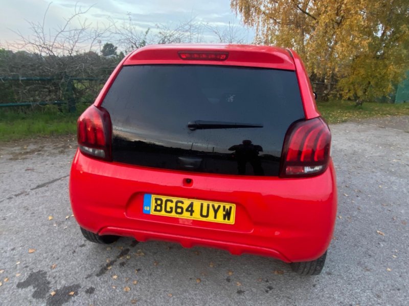 PEUGEOT 108