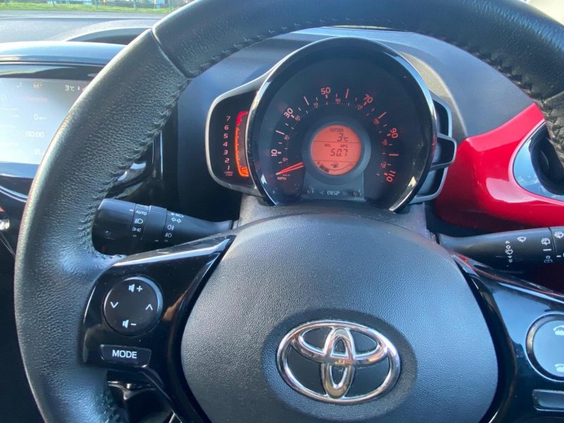 TOYOTA AYGO