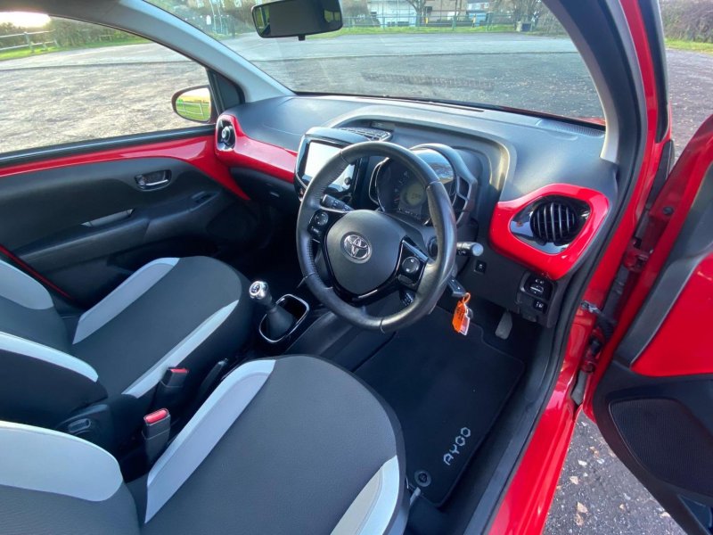 TOYOTA AYGO