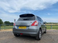 SUZUKI SWIFT