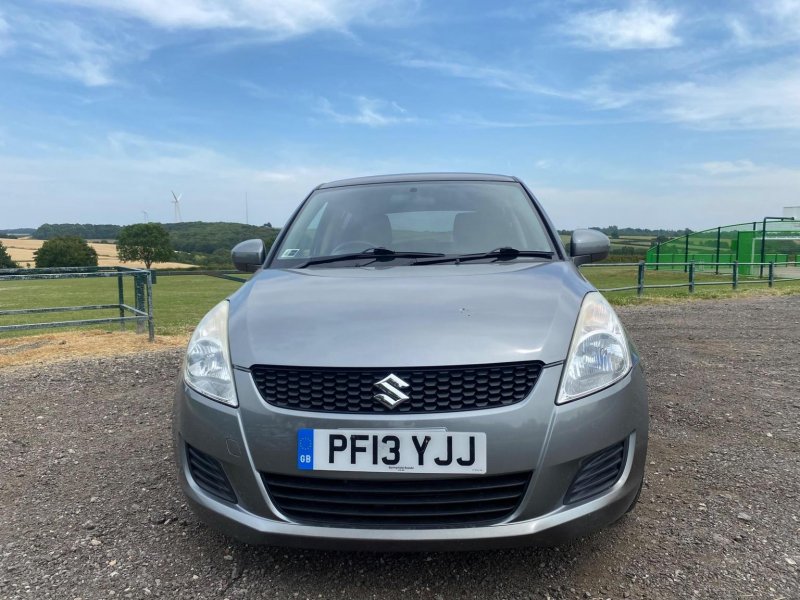 SUZUKI SWIFT