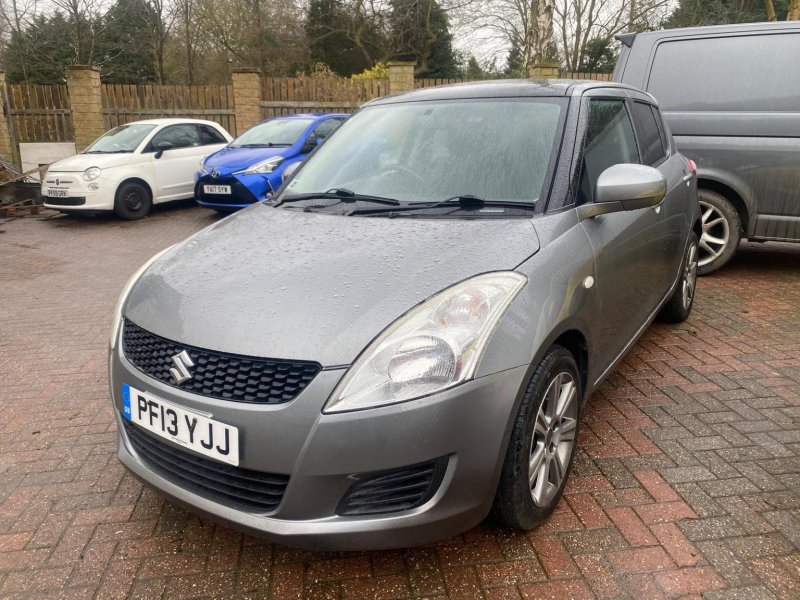 SUZUKI SWIFT