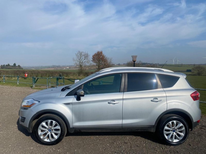 FORD KUGA