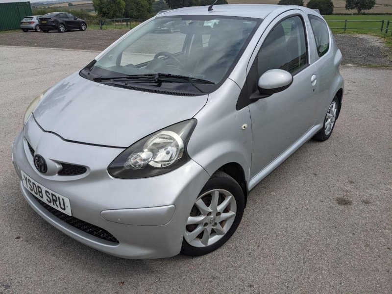 TOYOTA AYGO