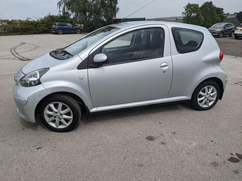 TOYOTA AYGO